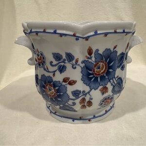 Estee Lauder 1979 Porcelain garden collection Imari floral planter, or cache pot